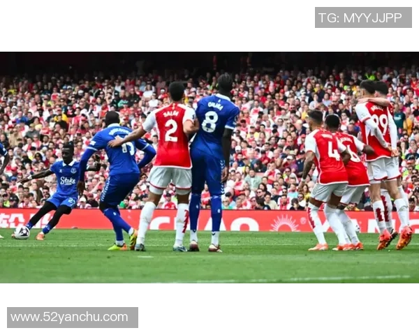 意甲激战曼城险胜阿森纳绝杀瞬间引发全场狂欢战术解析