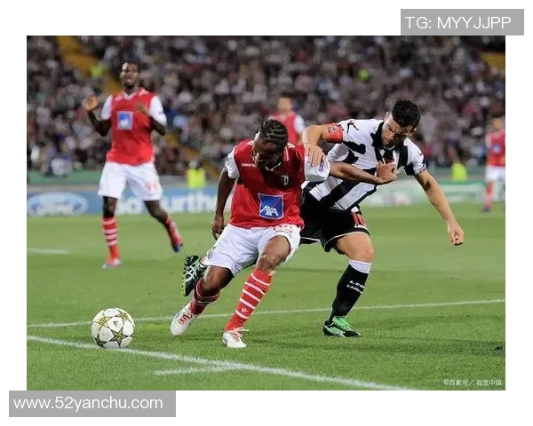 友谊赛精彩对决里昂与波尔图激战成平局引发全场热烈反响