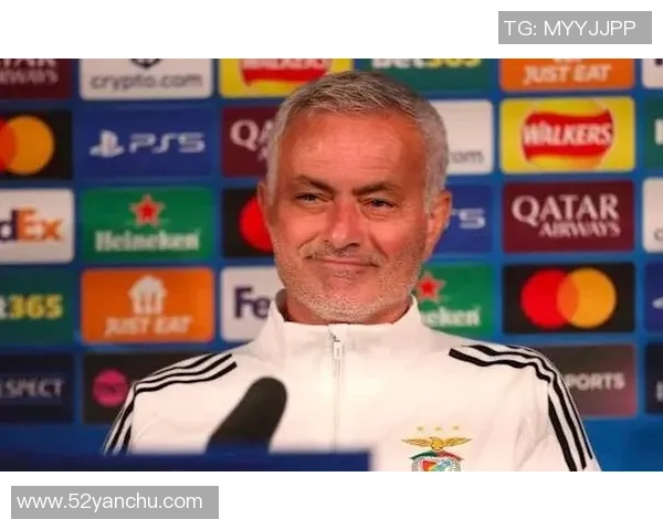 友谊赛精彩对决本菲卡与尤文图斯战平战术解析引发全场热烈反响