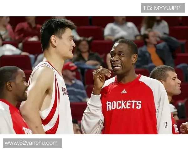 姚明晃手指引发热议球场风云再起的背后故事与深意解析